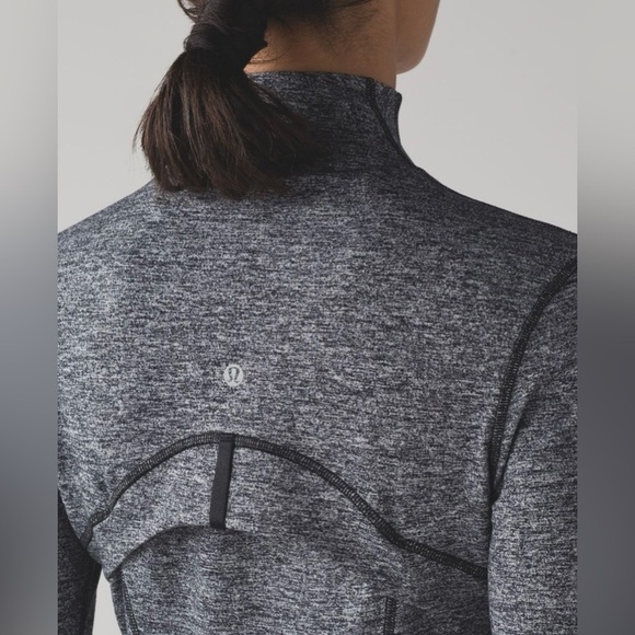 Lululemon Define Jacket Size 6 Long Sleeve Full Zip
Heathered Black - Picture 3 of 15